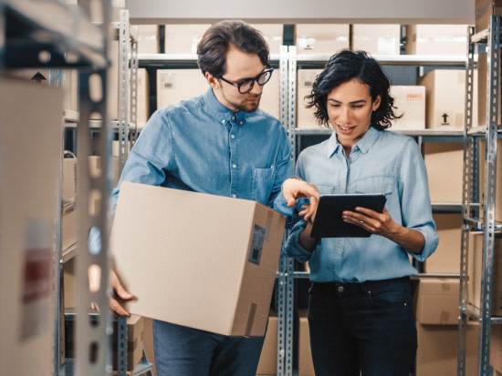 RSR en Extreme Networks: ‘63% van succesvolle winkelketens verbetert retailprocessen en klantervaring door inzet wifi’